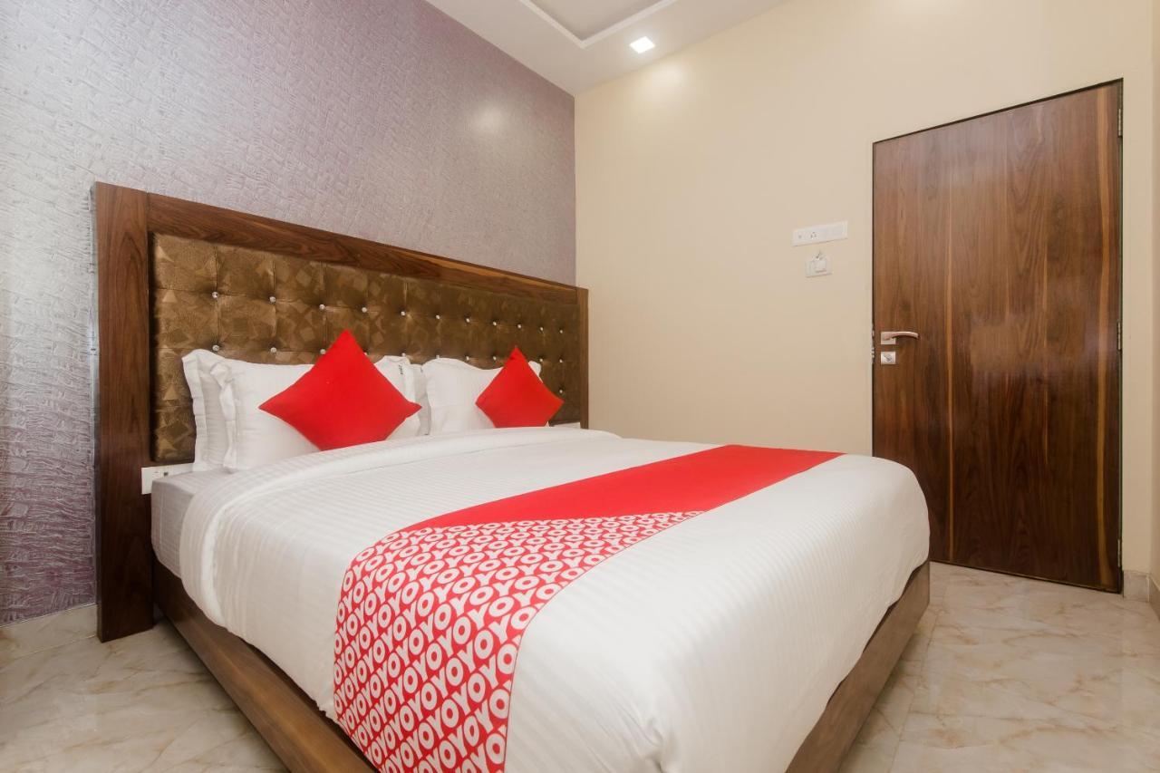 Hotel O Greenforest Near Airport Road Metro Station Βομβάη Εξωτερικό φωτογραφία