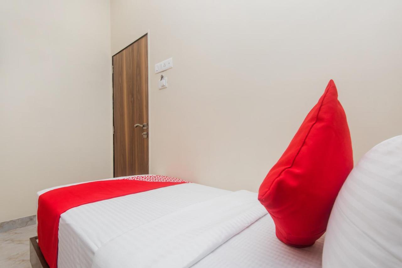 Hotel O Greenforest Near Airport Road Metro Station Βομβάη Εξωτερικό φωτογραφία
