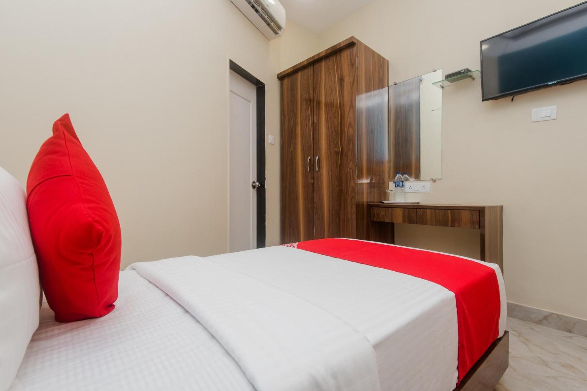 Hotel O Greenforest Near Airport Road Metro Station Βομβάη Εξωτερικό φωτογραφία