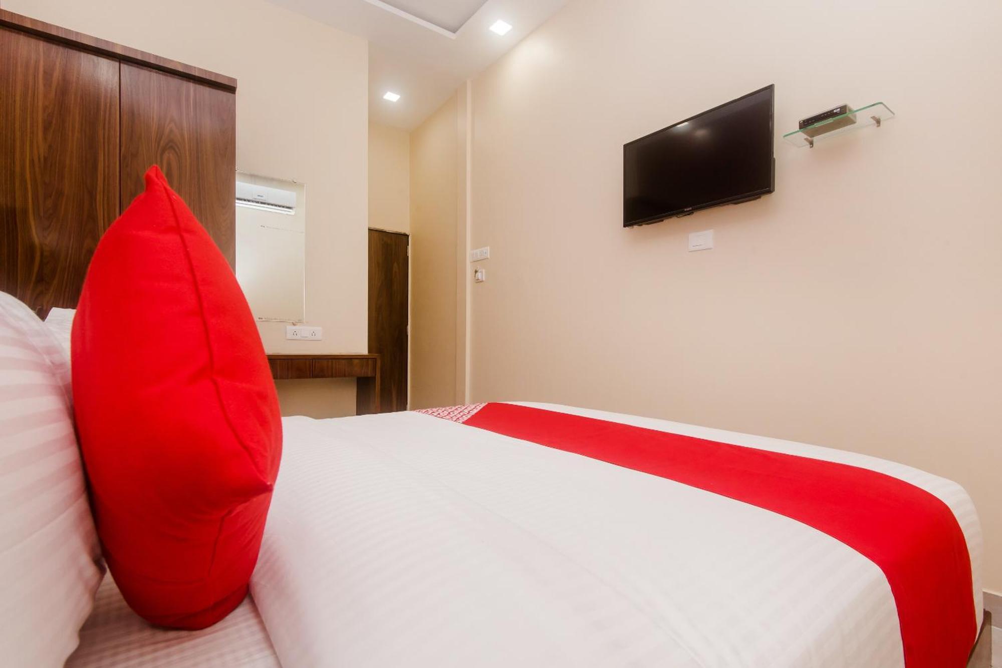 Hotel O Greenforest Near Airport Road Metro Station Βομβάη Εξωτερικό φωτογραφία
